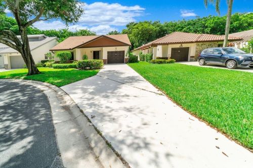 4636 Daylily Ct, Boynton Beach, FL 33436-4735