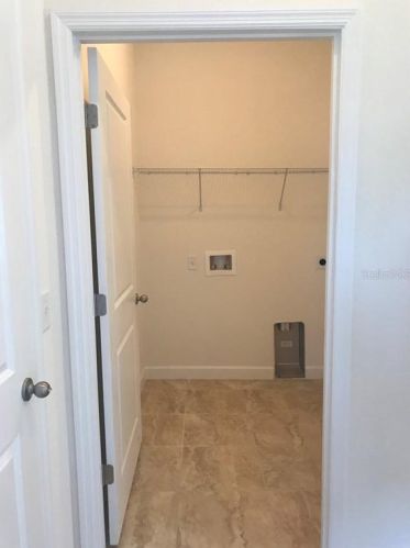 706 Pelican Ct, Kissimmee FL exterior