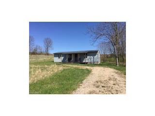 3205 Cooper Rd, Cumberland, OH 43732-9708