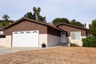 1911 Yettford Rd, Vista, CA 92083-7727