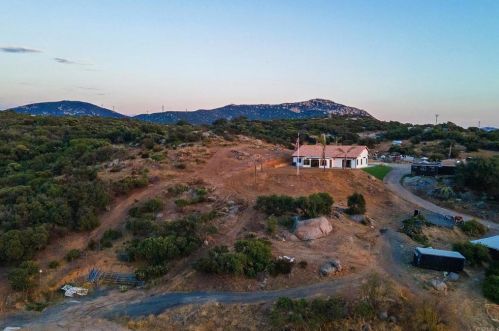 4539 Alpine, Alpine CA  91901-2110 exterior