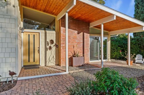 4076 Naranjo Dr, Santa Barbara, CA 93110-1213