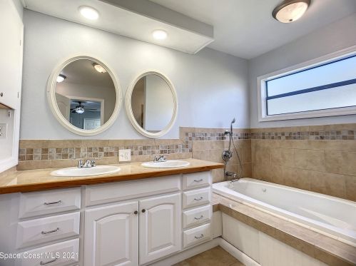 1870 Tropic St, Titusville FL  32796-3844 exterior