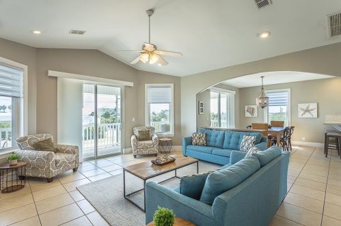 949 Gulf Beach Dr, Saint George Island FL  32328-3002 exterior