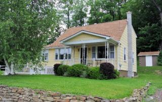 61 Church St, Philipsburg, PA 16866-8354