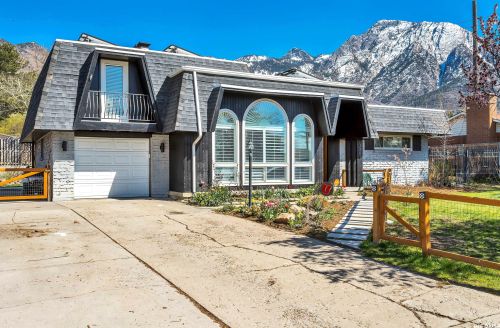 3851 Birch Dr, Salt Lake City, UT 84109-3742