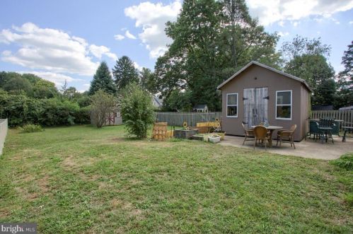 256 Walton St, Lemoyne PA  17043-2024 exterior