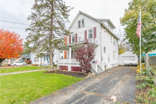 6 Elm St, Fairport, NY 14450-1410
