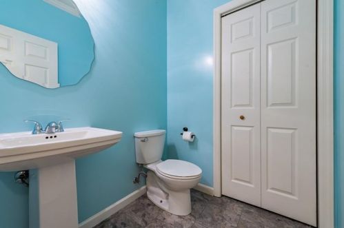 226 Tacoma Ave, Latrobe PA  15650-1237 exterior