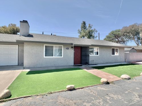 1350 Peach Ave, El Cajon, CA 92021-5874
