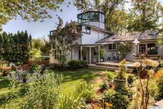 1545 13th St, Corvallis, OR 97330-4641