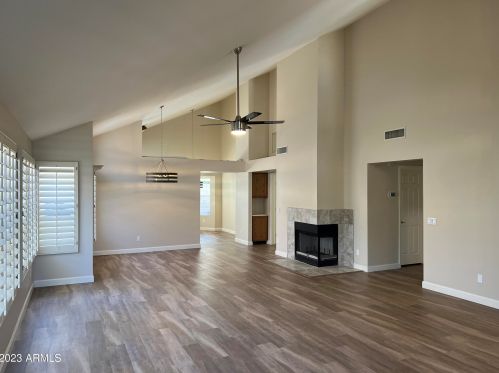2309 Lakecrest Dr, Gilbert, AZ 85234-2866
