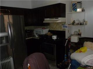 44 Worth St, Bridgeport CT  06604-3032 exterior