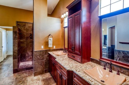 1895 Corwin Rd, Bullhead City AZ  86442-8774 exterior