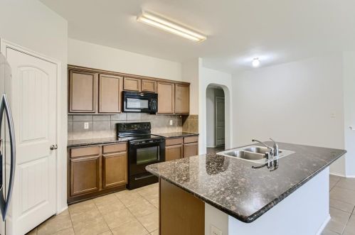 3015 Glenrose Dr, Seagoville TX  75159-1432 exterior