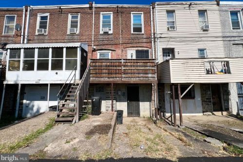 6810 Guyer Ave, Philadelphia PA 19142-2518 exterior