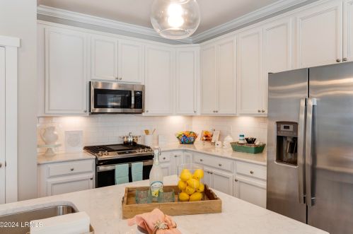 5 White Heron Dr, Beaufort SC  29907 exterior