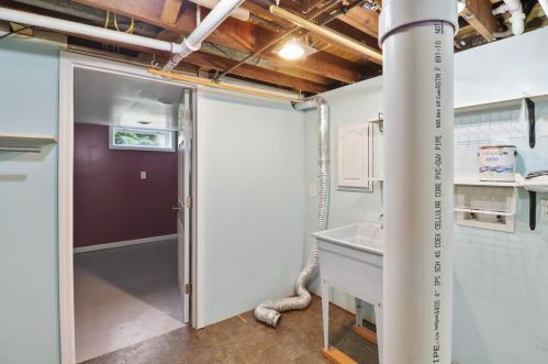 225 Delaware St, Hobart IN  46342-4110 exterior