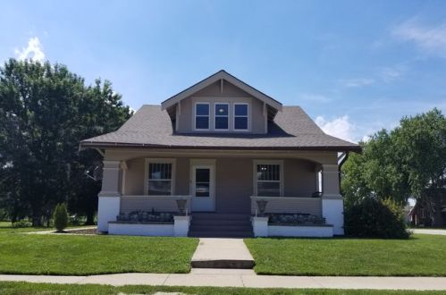 102 4th St, Mineola, IA 51554-5008