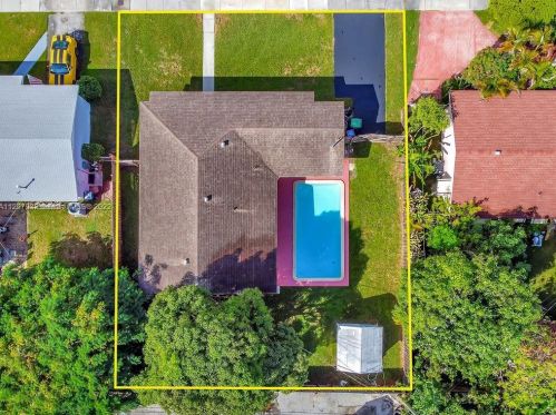 16111 104th Ave, Miami, FL 33157-3008