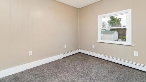 407 Walnut St, Catasauqua PA  18032-1704 exterior