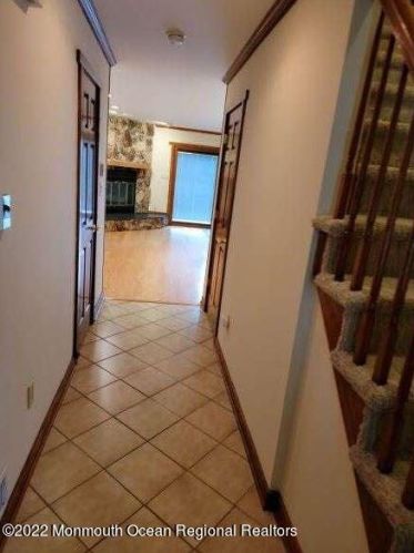 25 Oak Ln, Tinton Falls, NJ 07724-3472