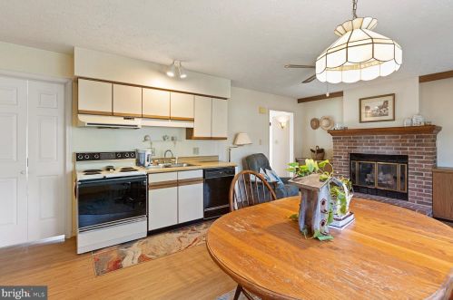504 Jasper Ct, Woodstock VA  22664-1459 exterior