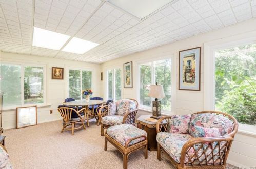 10 Lee Dr, Lyme CT  06371-2111 exterior