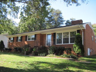 1112 Green St, Reidsville, NC 27320-5543