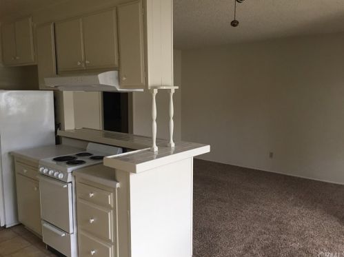 4212 10 St, Long Beach CA  90804-3906 exterior