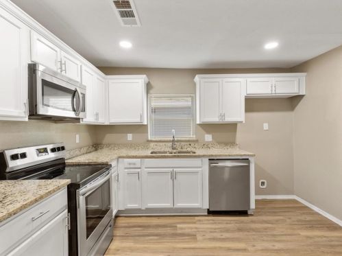 3730 Copeland St, Dallas TX 75210-2122 exterior