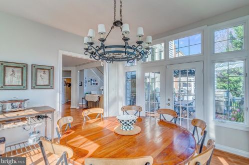 18292 St Georges Ct, Leesburg VA  20176-7421 exterior