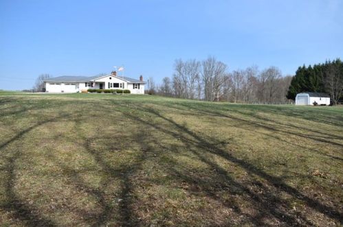 1904 Kunkle Rd, Creekside, PA 15732-7319