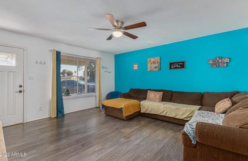 5222 41st Dr, Phoenix AZ  85019-2411 exterior