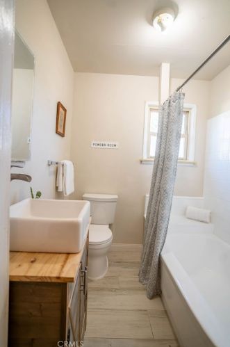20135 Grand Ave, Wildomar CA  92595-9370 exterior