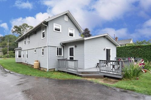 3506 Kingstown Rd, Richmond, RI 02892-1405