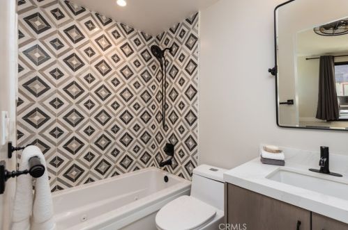 19222 Parker Cir, Orange CA  92861-1302 exterior