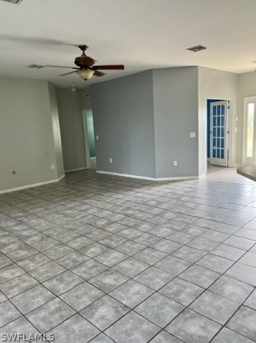 610 16th Pl, Cape Coral, FL 33990-1684