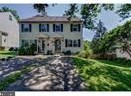 506 Magnolia St, Kennett Sq, PA 19348-3222