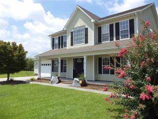 106 Baymeade Ct, Jacksonville NC  28546-8153 exterior