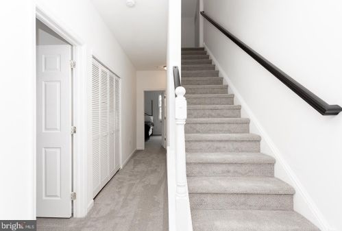 313 William Taft Ave, Downingtown PA  19335-3097 exterior