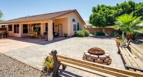 6428 Wahalla Ln, Glendale AZ 85308-5580 exterior