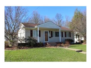 2310 Samira Rd, Cuyahoga Falls, OH 44224-3522