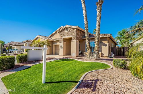 912 Powell Way, Chandler, AZ 85249-3018