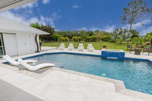 1919 Countess Ct, Naples, FL 34110-1005