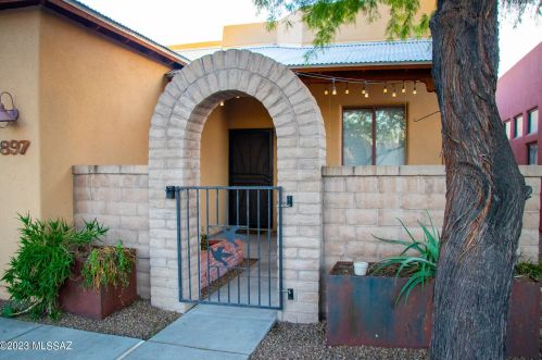 897 Calle Carasol, Tucson, AZ 85713-1681