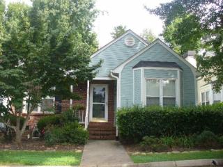 726 Lamboil St, Mauldin SC  29662-1679 exterior
