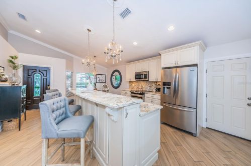 642 Kelly Green St, Palm Harbor, FL 34683-5060