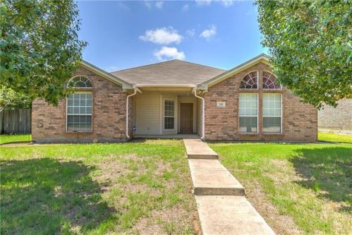 729 Summercrest Blvd, Burleson, TX 76028-4406