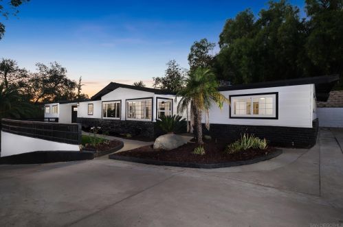 3226 Laurashawn Ln, Escondido CA 92026-8532 exterior